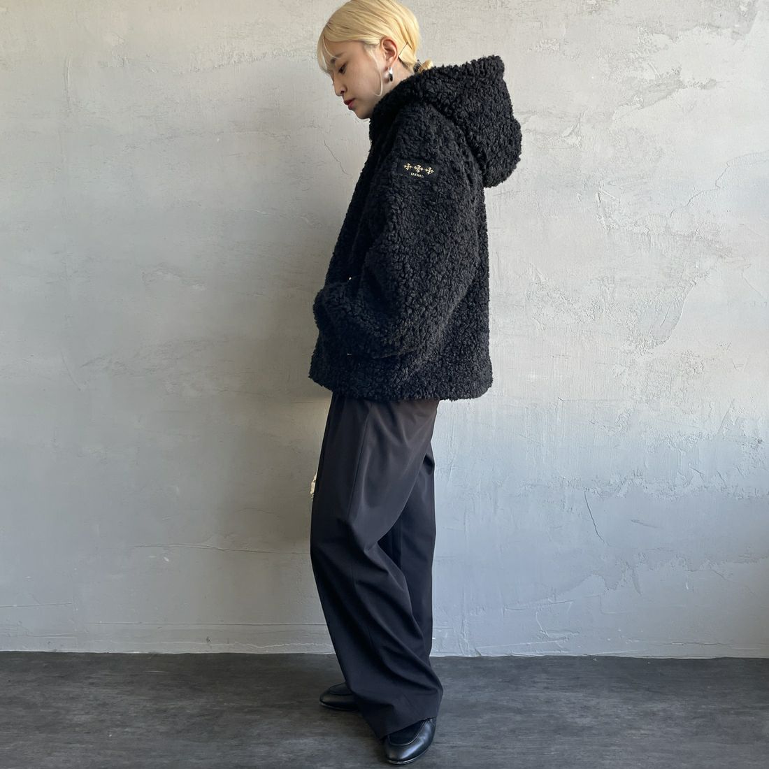 TATRAS [タトラス] IPAMA/イパマ ボアブルゾン [LJXA0042033588] BLACK &&モデル身長：150cm 着用サイズ：1&&