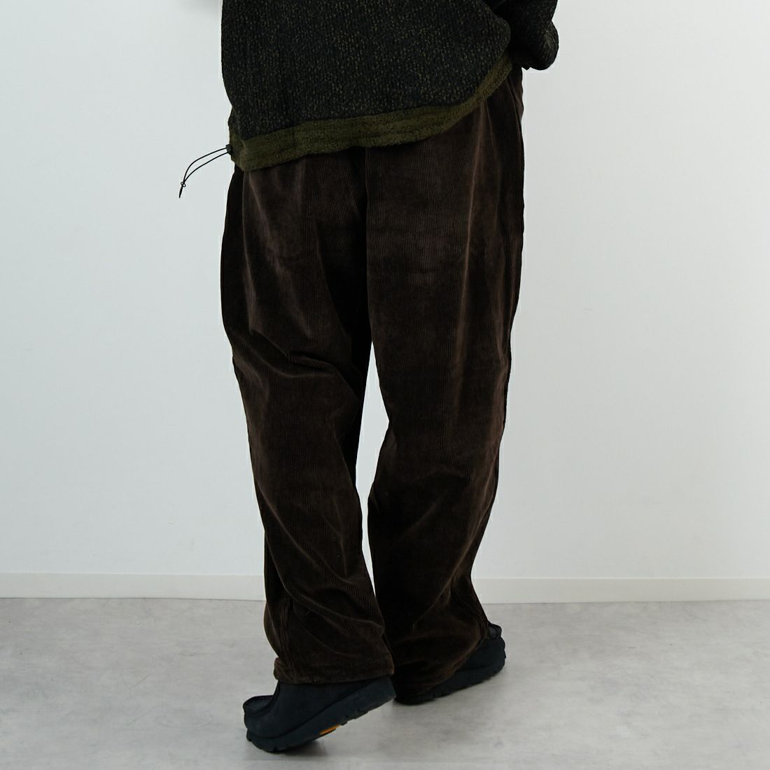 South2West8 [サウスツーウエストエイト] ベルテッドロガーパンツ [RW610] B BROWN &&モデル身長：179cm 着用サイズ：L&&