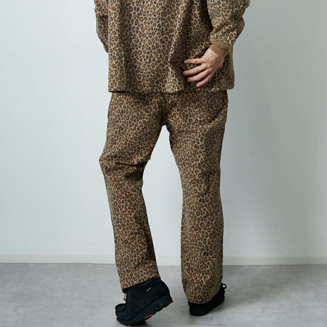 Needles [ニードルズ] ストリングファティーグパンツ [RW221] LEOPARD &&モデル身長：179cm 着用サイズ：S&&