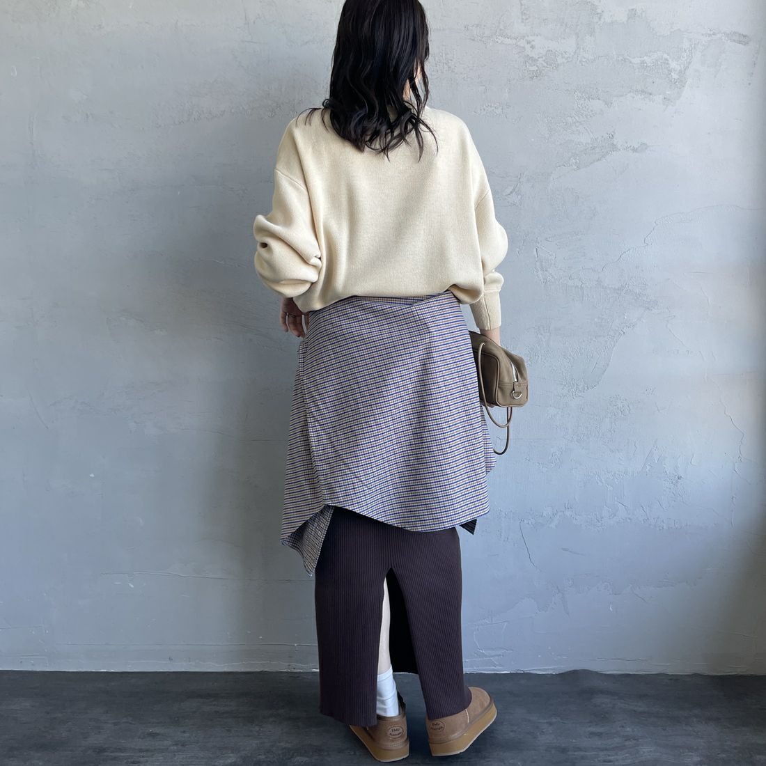 KELTY [ケルティ] 別注 ワンポイントロゴ スウェットライクニット [KE253W30IN03-JF] OATMEAL &&モデル身長：160cm 着用サイズ：M&&