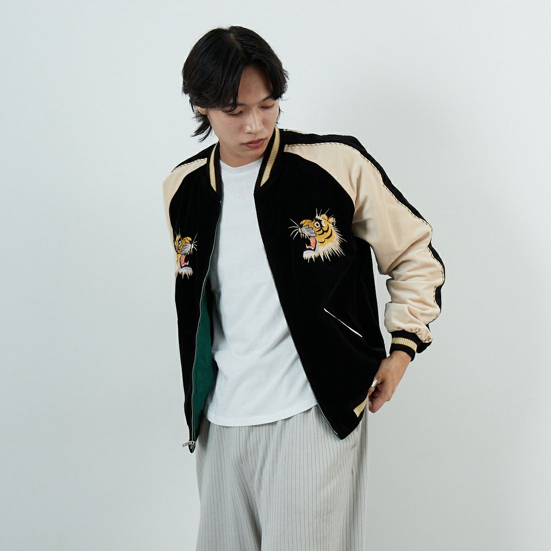 119 TIGER&&モデル身長：179cm 着用サイズ：XL&&