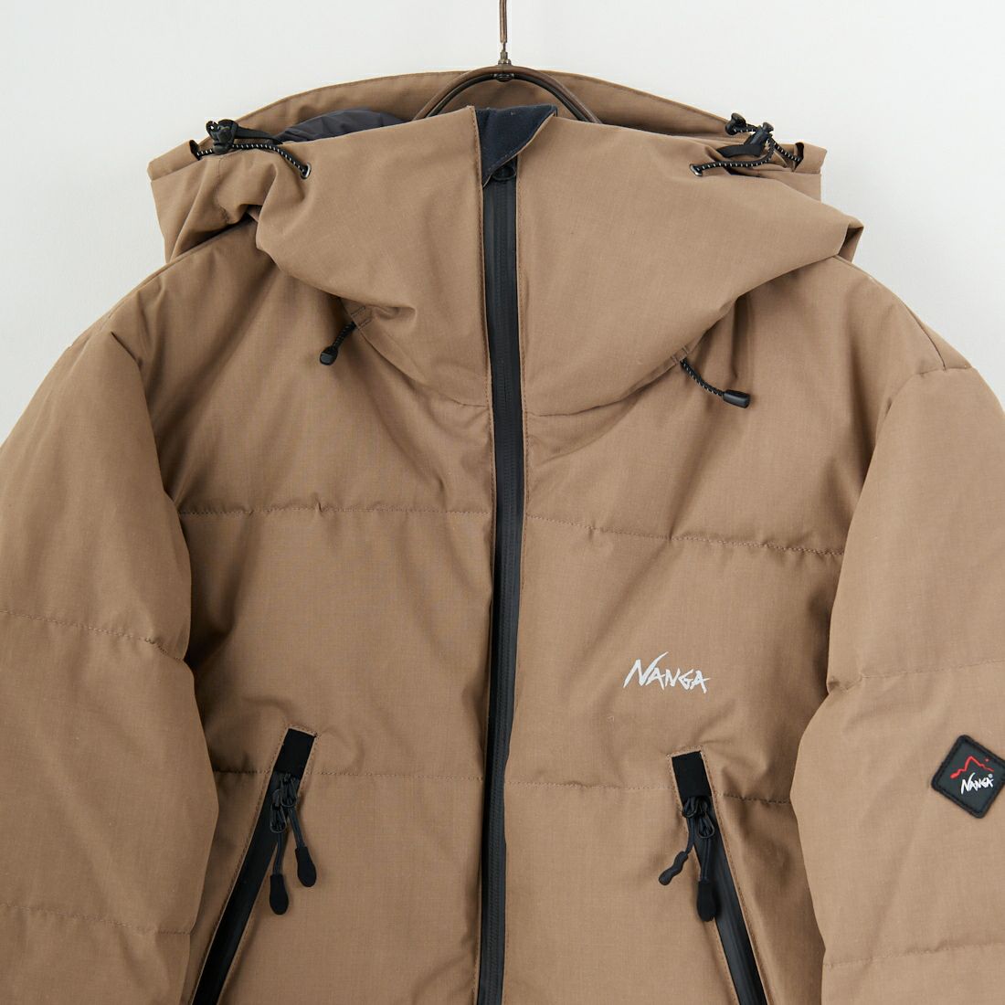 JEANSFACTORY × NANGA [ジーンズファクトリー × ナンガ] 別注 HINOC 難燃タフタダウンジャケット [JMP-254-031-JF] BEIGE