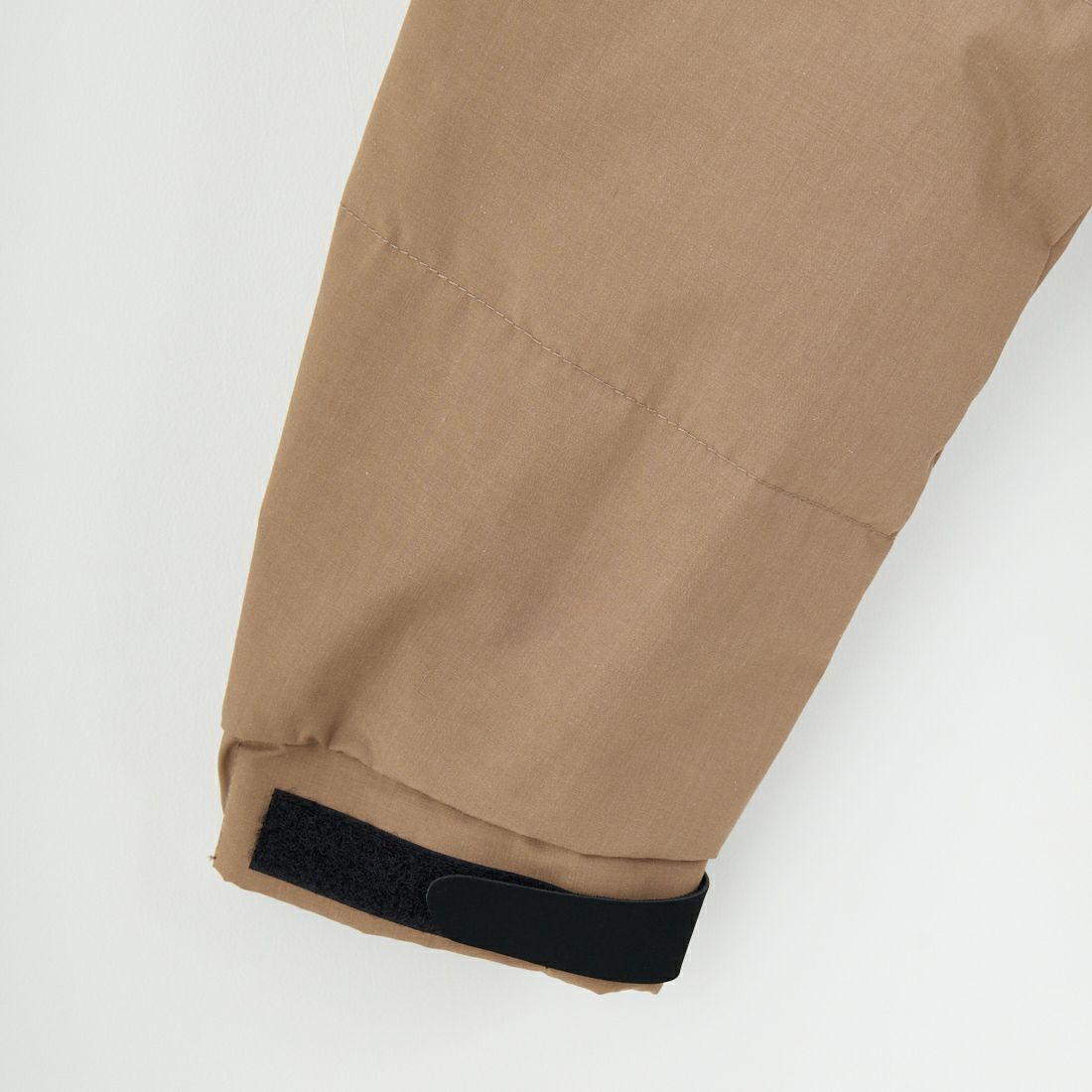 JEANSFACTORY × NANGA [ジーンズファクトリー × ナンガ] 別注 HINOC 難燃タフタダウンジャケット [JMP-254-031-JF] BEIGE