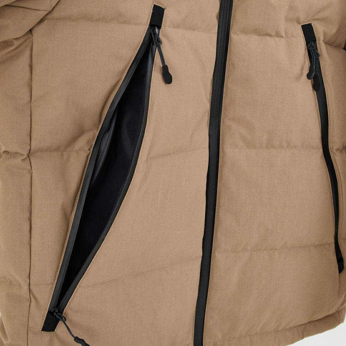 JEANSFACTORY × NANGA [ジーンズファクトリー × ナンガ] 別注 HINOC 難燃タフタダウンジャケット [JMP-254-031-JF] BEIGE