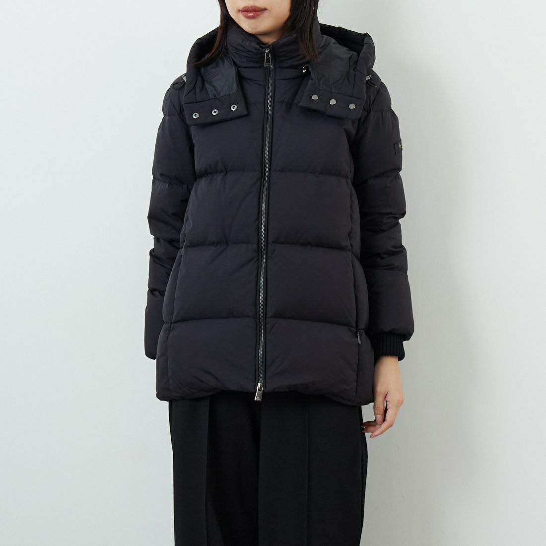 TATRAS [タトラス] NEPETA/ネペタ ダウンジャケット [LJXA0074010528] BLACK &&モデル身長：162cm 着用サイズ：2&&