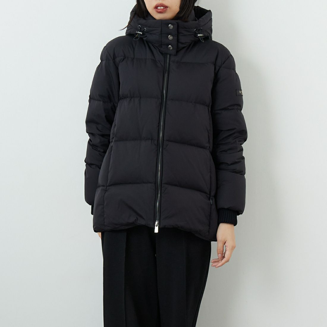 TATRAS [タトラス] NEPETA/ネペタ ダウンジャケット [LJXA0074010528] BLACK &&モデル身長：162cm 着用サイズ：2&&