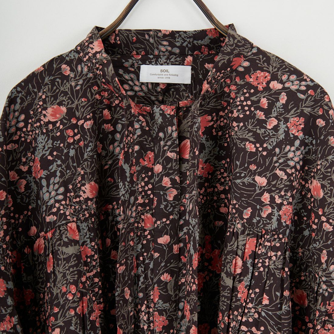 soil [ソイル] キャンブリック フラワープリントタイギャザーフライ