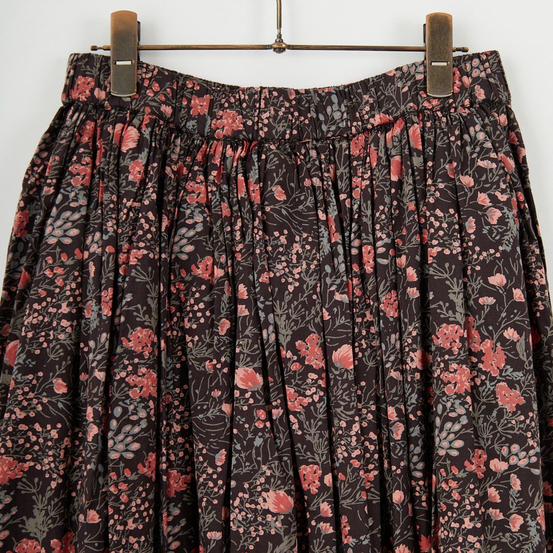 soil [ソイル] キャンブリック フラワープリントギャザースカート [NSL25595] 9850 OFF.B