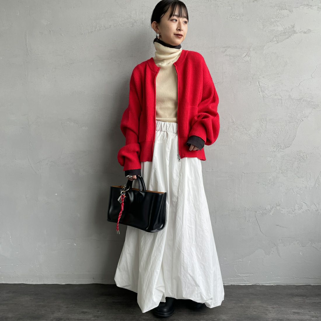 Maison de L'allure [メゾン ドゥ ラリュール] ダブルジップニットブルゾン [M25131041] 46 RED &&モデル身長：150cm 着用サイズ：F&&