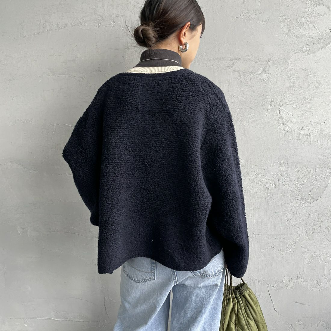 ORCIVAL [オーシバル] ブークレカーディガン [OR-D0127KBT] NAVY &&モデル身長：150cm 着用サイズ：1&&