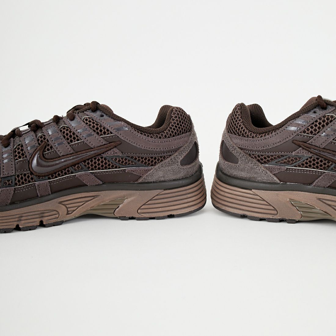 NIKE [ナイキ] P-6000 スエード [HF0015] 204 VELVET