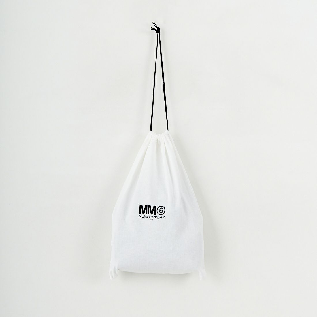 MM6 Maison Margiela [エムエムシックス メゾン マルジェラ] ナイロンショルダーバッグ [SB5WG0023-P8504] T8013 BLAC