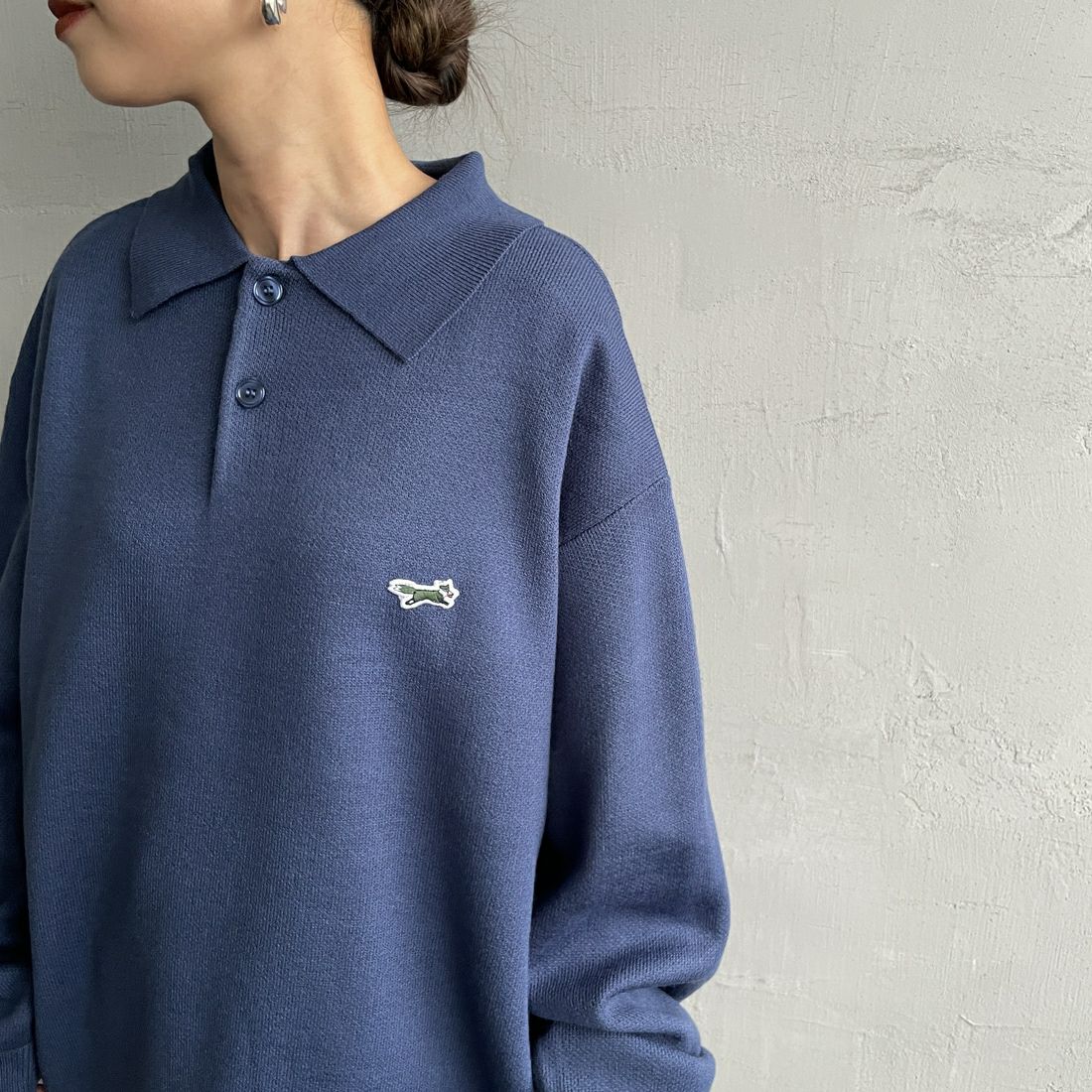 THE FOX [ザフォックス] 別注 ポロカラーニット [JFL25AW-04-JF] BLUE &&モデル身長：150cm 着用サイズ：S&&