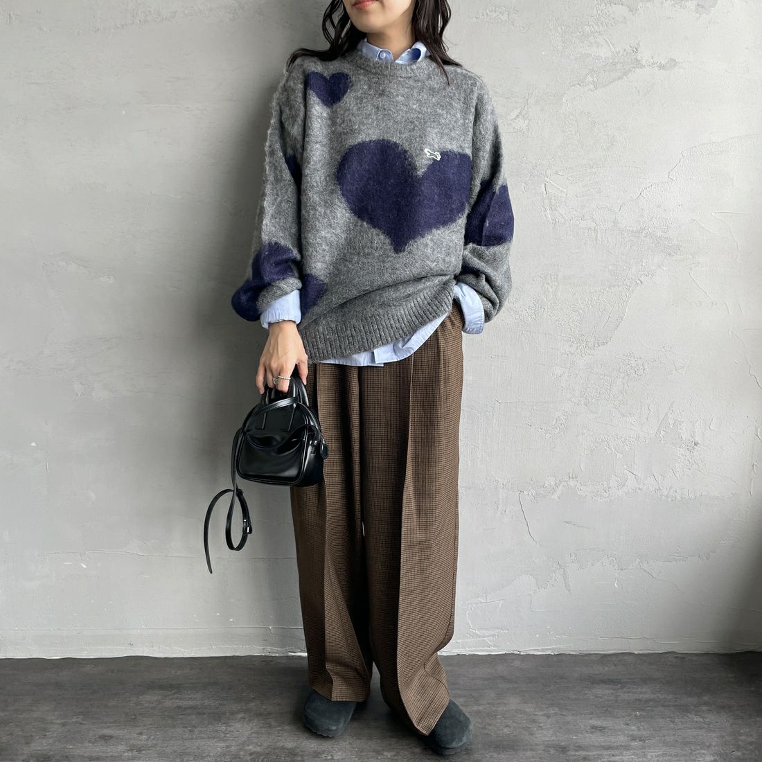 THE FOX [ザフォックス] 別注 ジャギークルーネックニット [JFL25AW-06-JF] GRY ﾊｰﾄ &&モデル身長：160cm 着用サイズ：S&&
