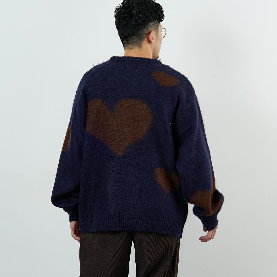 THE FOX [ザフォックス] 別注 ジャギークルーネックニット [JFL25AW-06-JF] NVY ﾊｰﾄ &&モデル身長：168cm 着用サイズ：M&&