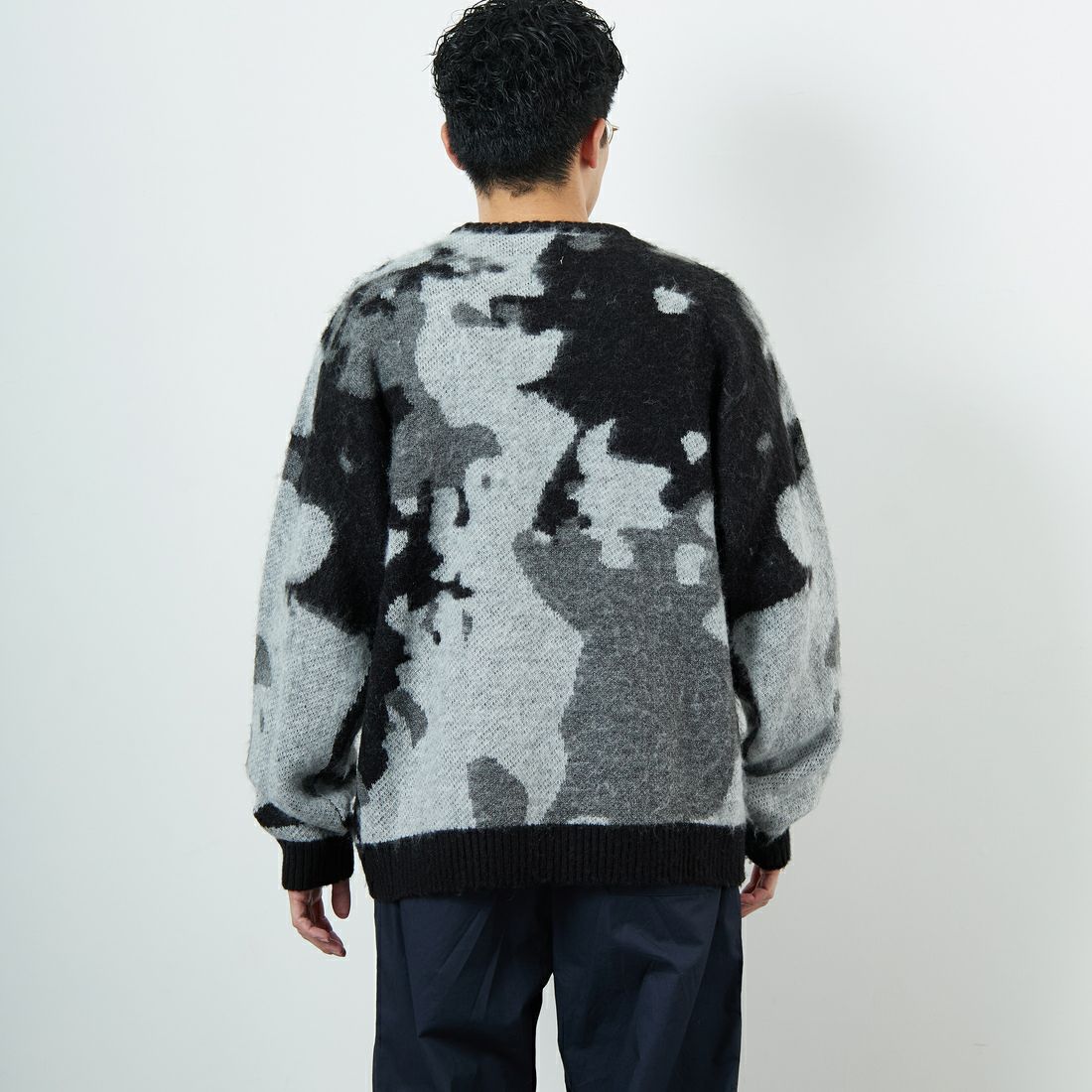 THE FOX [ザフォックス] 別注 ジャギークルーネックニット [JFL25AW-06-JF] BLK ｱﾌﾞｽﾄﾗ &&モデル身長：168cm 着用サイズ：M&&