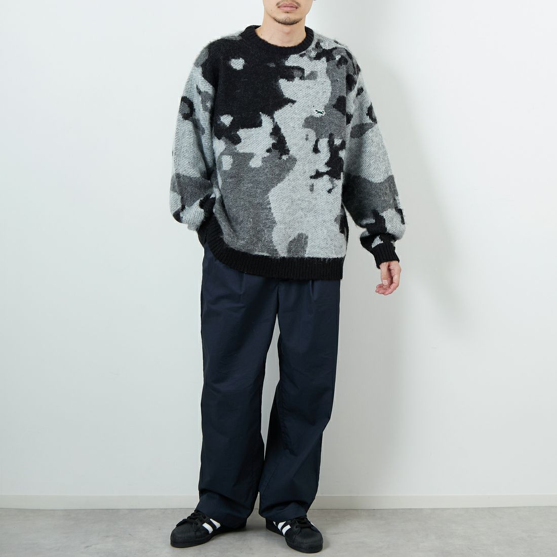 THE FOX [ザフォックス] 別注 ジャギークルーネックニット [JFL25AW-06-JF] BLK ｱﾌﾞｽﾄﾗ &&モデル身長：168cm 着用サイズ：M&&