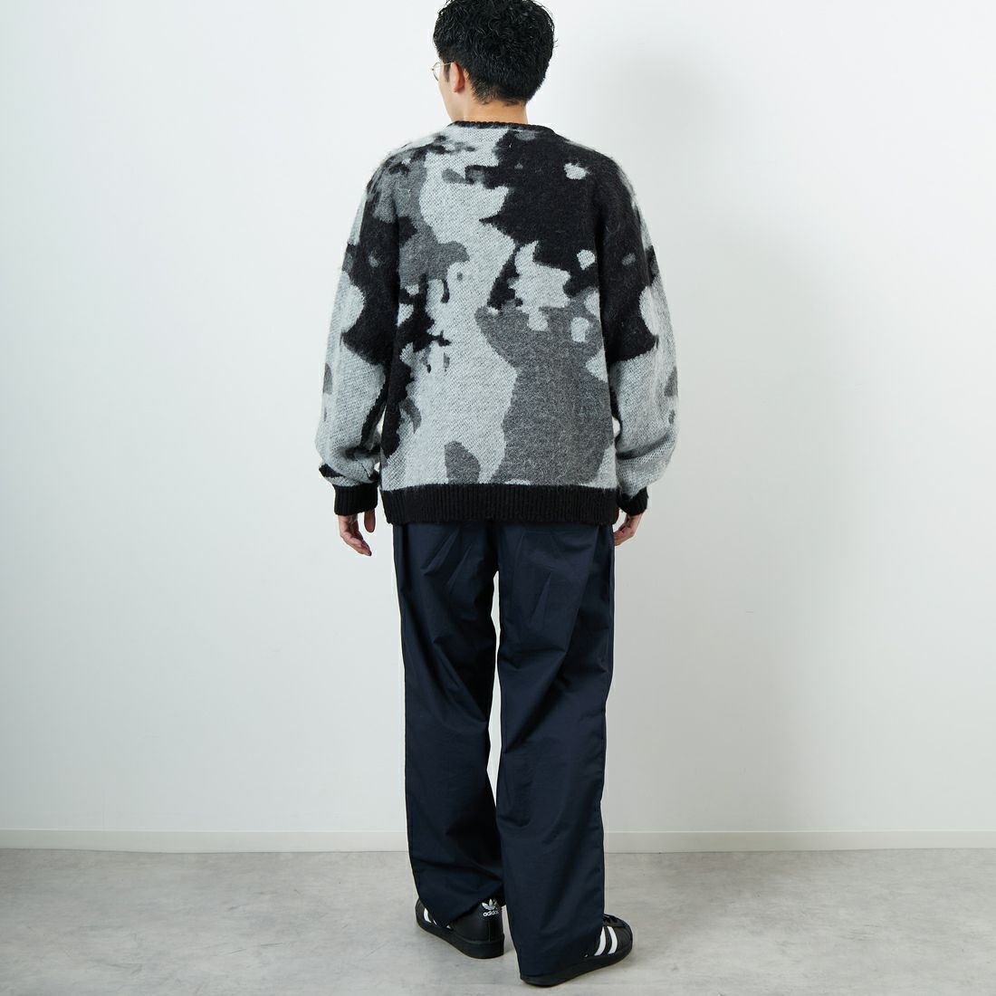 THE FOX [ザフォックス] 別注 ジャギークルーネックニット [JFL25AW-06-JF] BLK ｱﾌﾞｽﾄﾗ &&モデル身長：168cm 着用サイズ：M&&