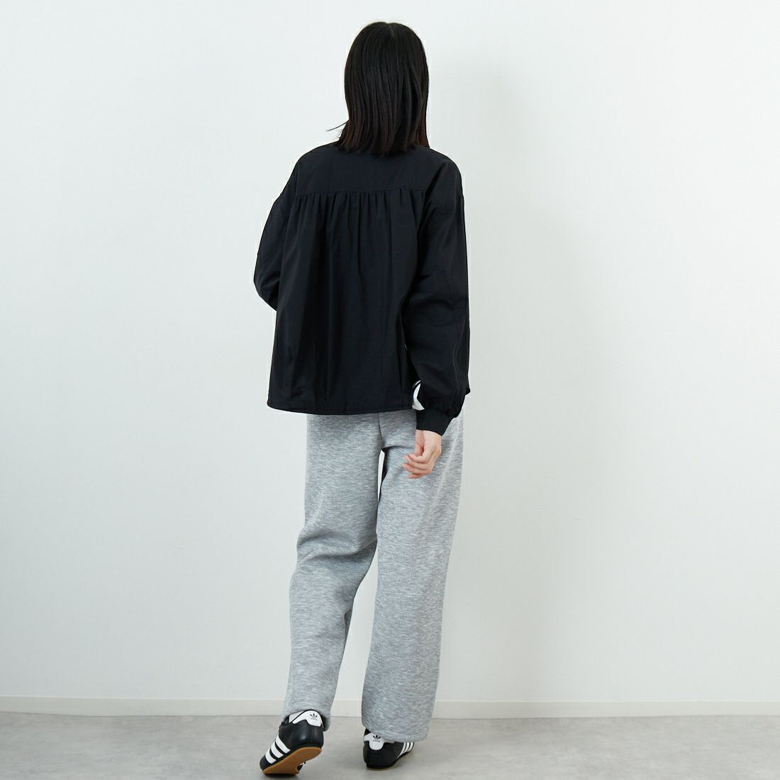 DIGNITE COLLIER [ディニテコリエ] サイドライン シャツブルゾン [80256120] 004 ﾌﾞﾗｯｸ &&モデル身長：162cm 着用サイズ：F&&