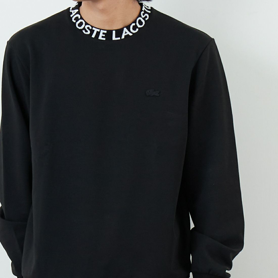 LACOSTE [ラコステ] ジャカードネックモックネックスウェット [SH9542] 031 BLACK &&モデル身長：179cm 着用サイズ：5&&