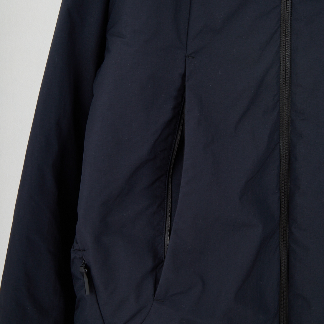 DESCENTE ALLTERRAIN [デサントオルテライン] インサレーテッドライトウェイトジャケット [DU5FWB14M] BK00