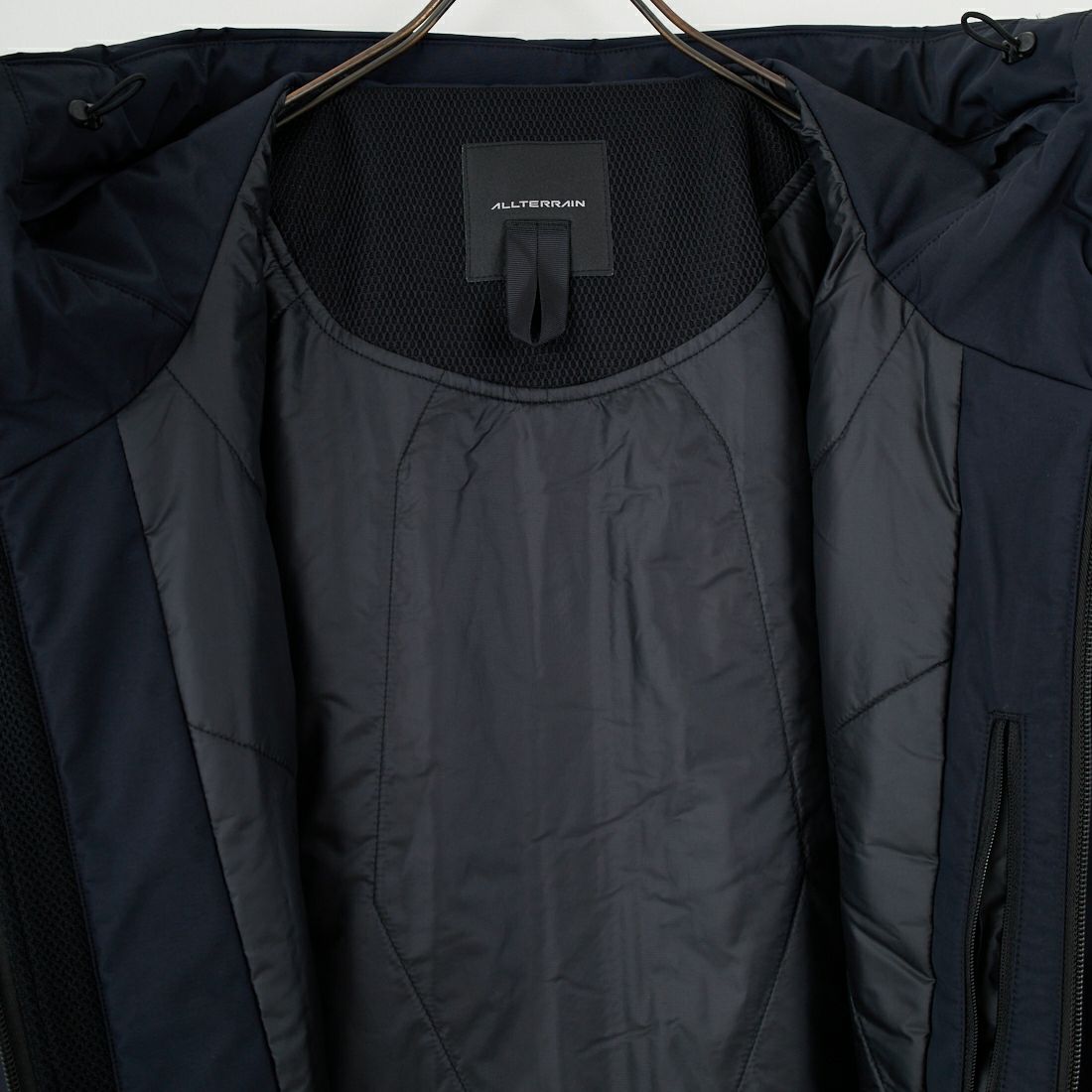 DESCENTE ALLTERRAIN [デサントオルテライン] インサレーテッドライトウェイトジャケット [DU5FWB14M] BK00