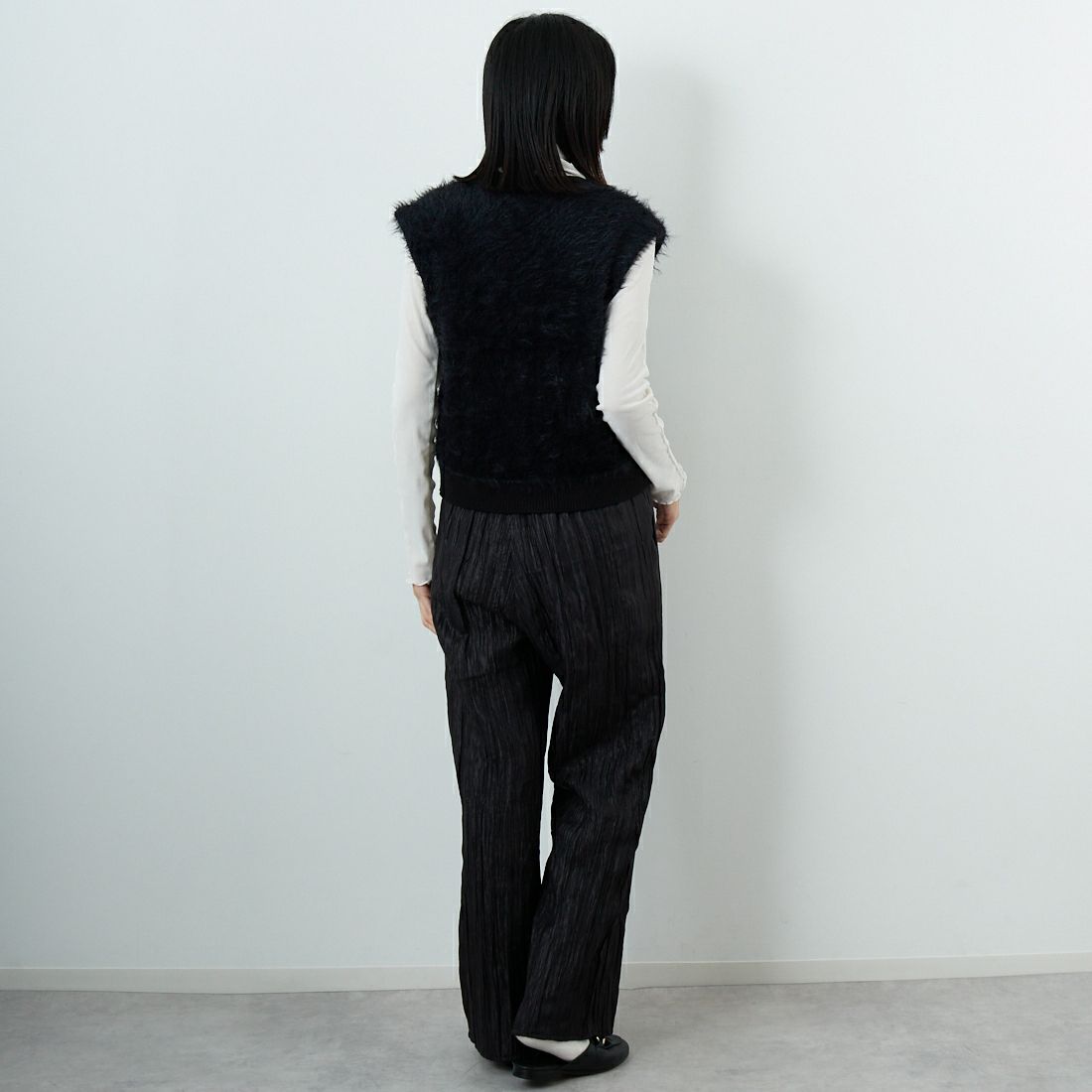 &g'aime [アンジェム] シャギーWジップベスト [986-67016] ﾌﾞﾗｯｸ &&モデル身長：162cm 着用サイズ：F&&