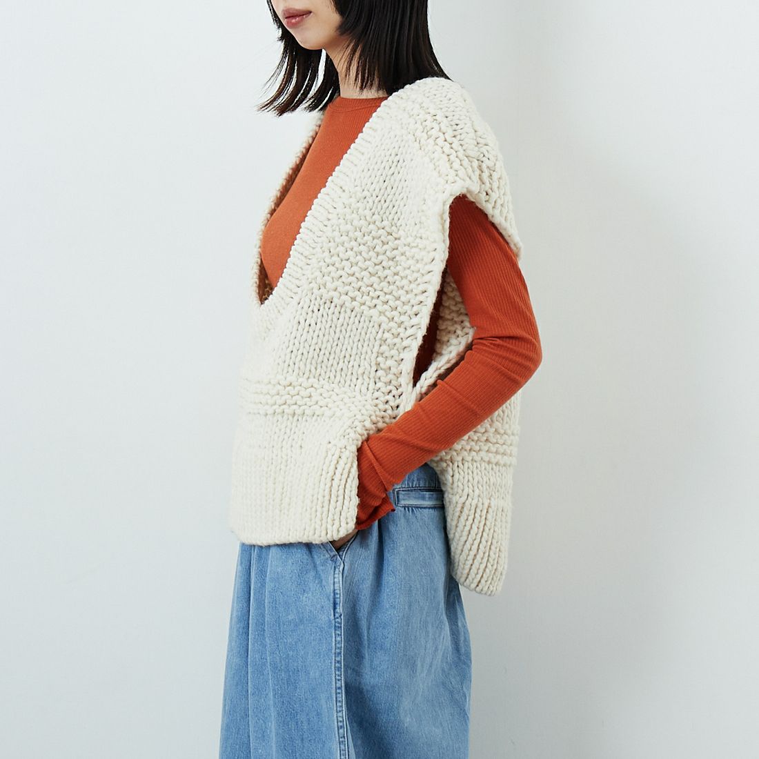 anuke [アンヌーク] Uネックハンドニットベスト [62520510]｜ジーンズ