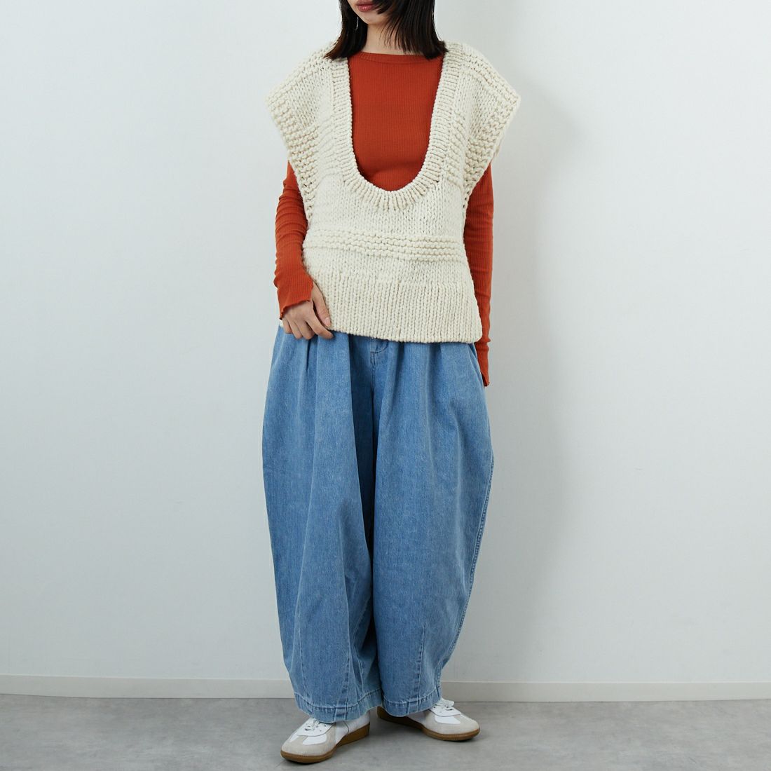 anuke [アンヌーク] Uネックハンドニットベスト [62520510] IVR	 &&モデル身長：162cm 着用サイズ：F&&