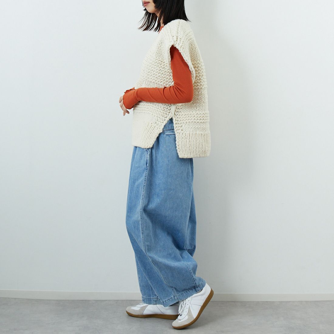 anuke [アンヌーク] Uネックハンドニットベスト [62520510] IVR	 &&モデル身長：162cm 着用サイズ：F&&