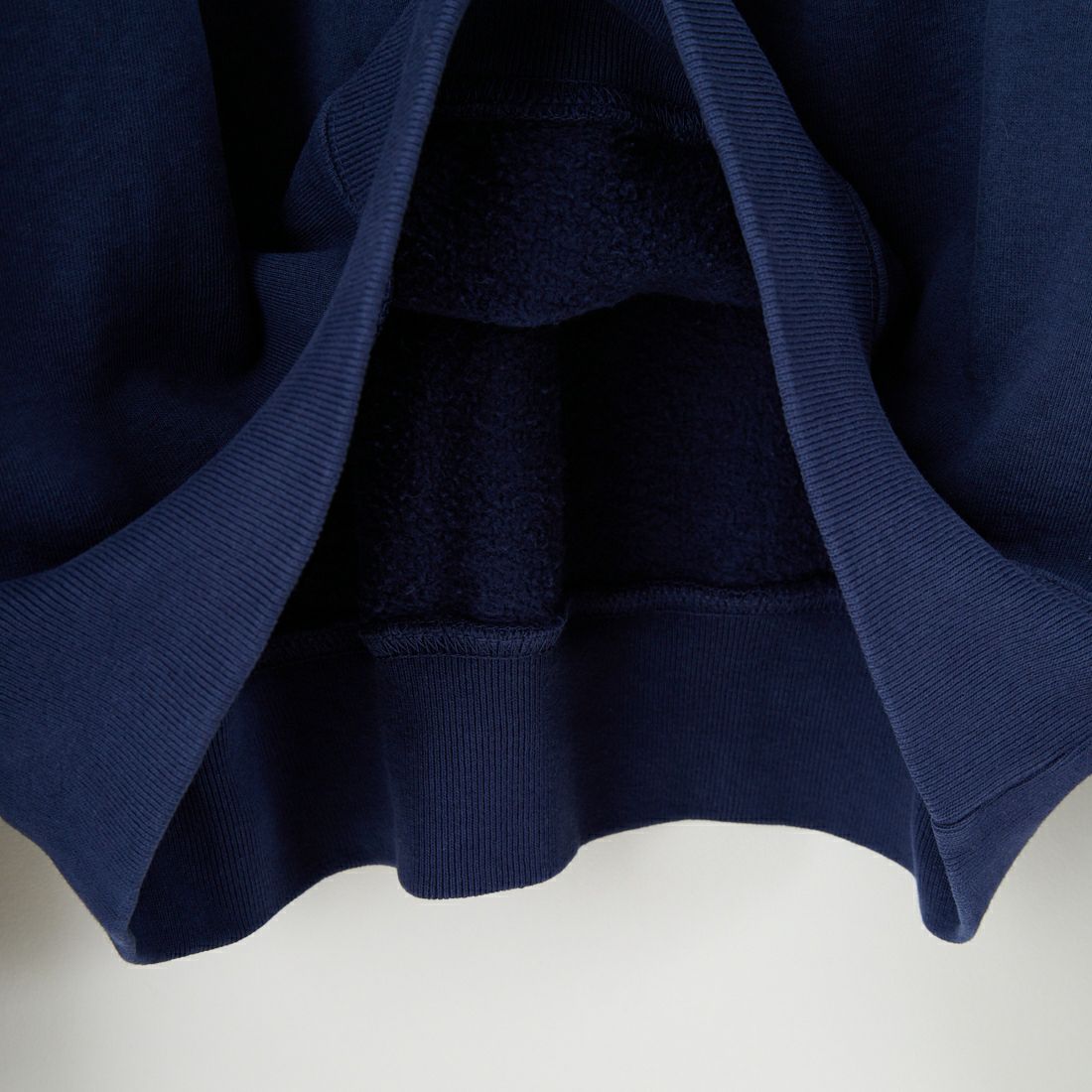 Sporty&Rich [スポーティアンドリッチ] NY セリフロゴクルーネックスウェット [ST071623631] DK.NAVY