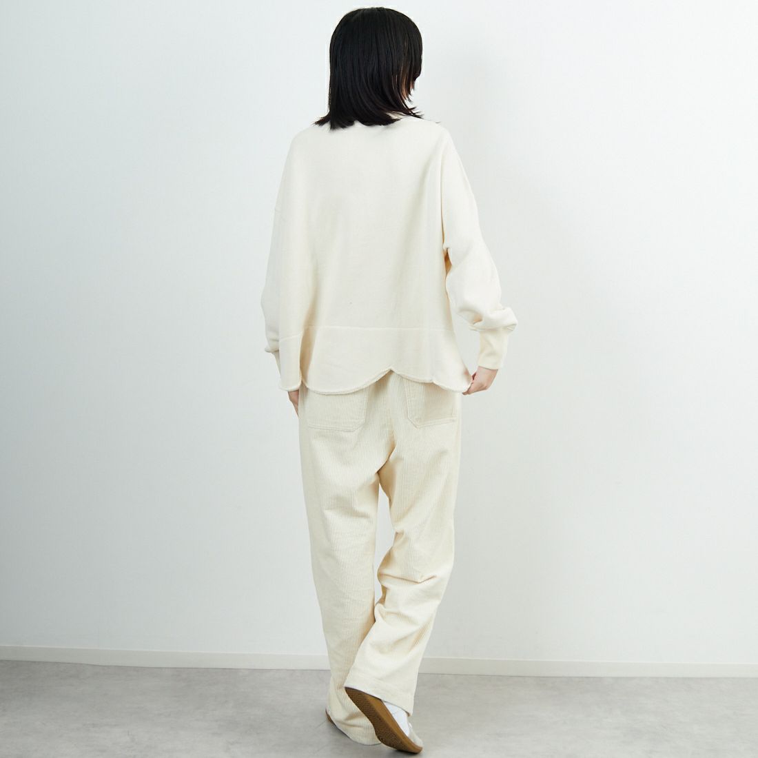 tumugu: [ツムグ] スプリング裏毛プルオーバー [TC25314] 06 KINARI &&モデル身長：162cm 着用サイズ：F&&