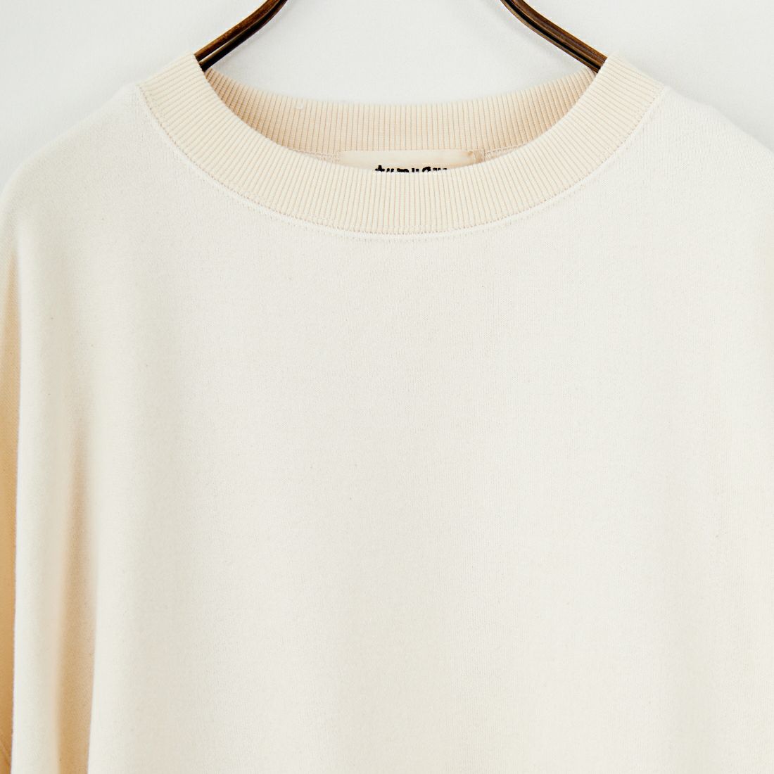 tumugu: [ツムグ] スプリング裏毛プルオーバー [TC25314] 06 KINARI