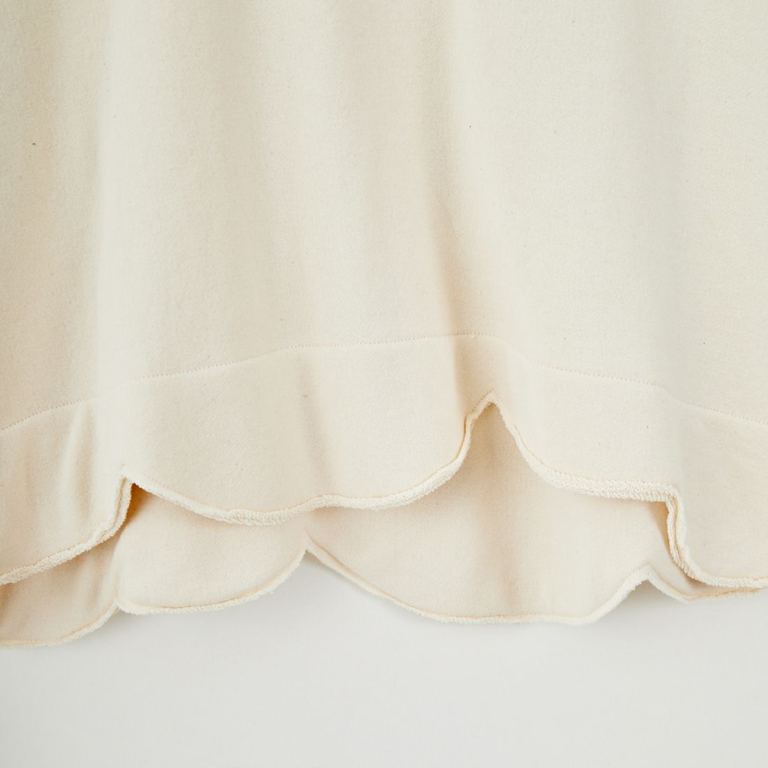 tumugu: [ツムグ] スプリング裏毛プルオーバー [TC25314] 06 KINARI