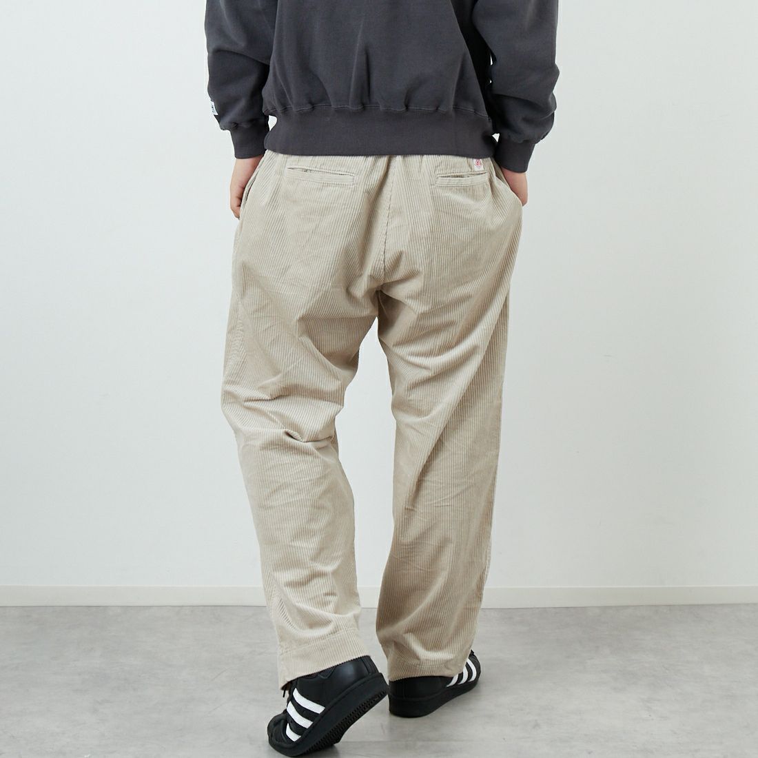 DANTON [ダントン] コーデュロイイージーストレートパンツ [DT-E0169CDU]IVORY &&モデル身長：179cm 着用サイズ：40&&