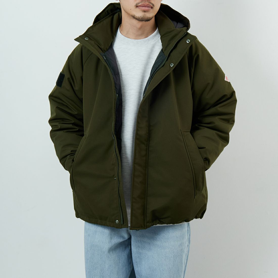 DANTON [ダントン] アーミーフーデッドジャケット [DT-A0030TPR] OLIVE &&モデル身長：168cm 着用サイズ：M&&