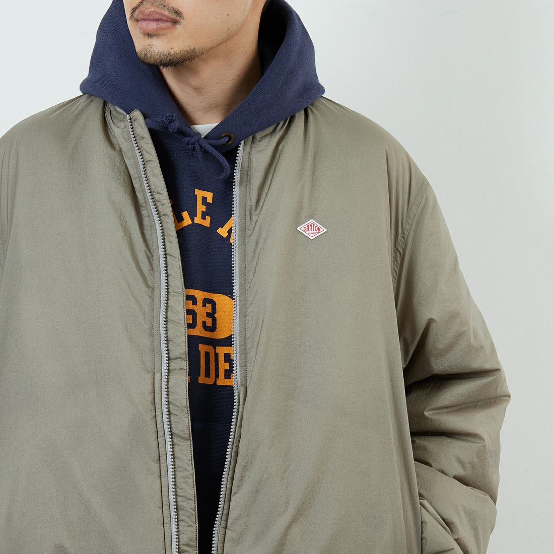DANTON [ダントン] ナイロンボンバージャケット [DT-A0705PRD] GREIGE &&モデル身長：168cm 着用サイズ：S&&