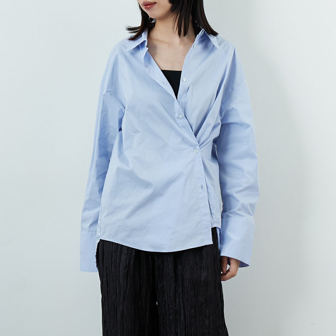 CHIGNON [シニヨン] 2WAYプリントシャツ [1555-219KK] SAX &&モデル身長：162cm 着用サイズ：F&&