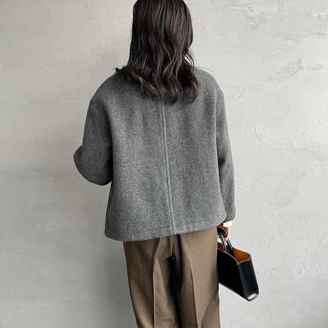 DANTON [ダントン] ウールライトパイルノーカラージャケット [DT-A0013WLP] M.GREY &&モデル身長：160cm 着用サイズ：34&&