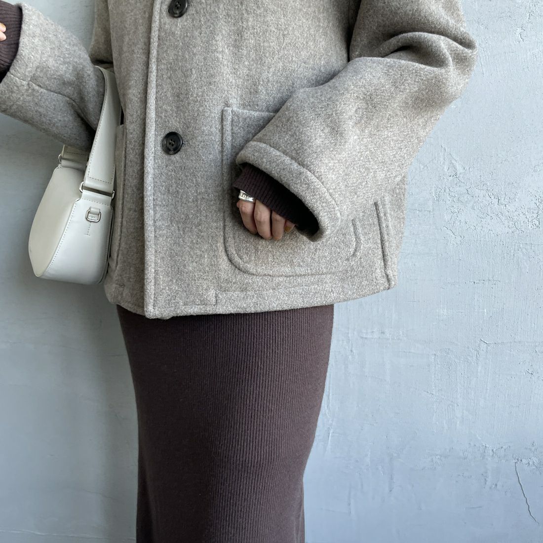 DANTON [ダントン] ウールライトパイルノーカラージャケット [DT-A0013WLP]H.BEIGE &&モデル身長：158cm 着用サイズ：36&&
