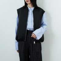 BLACK&&モデル身長：162cm 着用サイズ：F&&