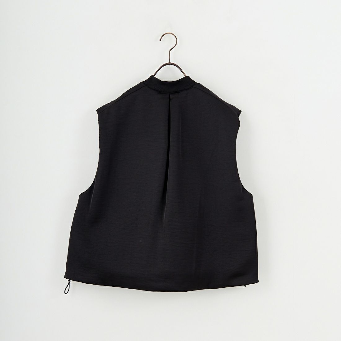 CHIGNON [シニヨン] サテンパフィーベスト [4655-252MK] BLACK