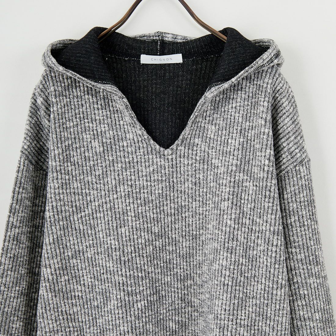 CHIGNON [シニヨン] フーディニットソープルオーバー [8655-320KK] GRAY