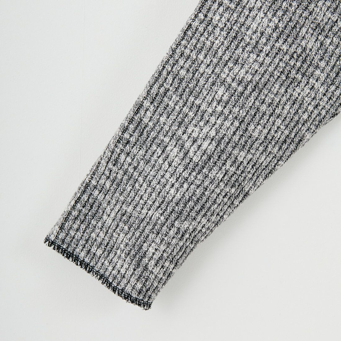 CHIGNON [シニヨン] フーディニットソープルオーバー [8655-320KK] GRAY