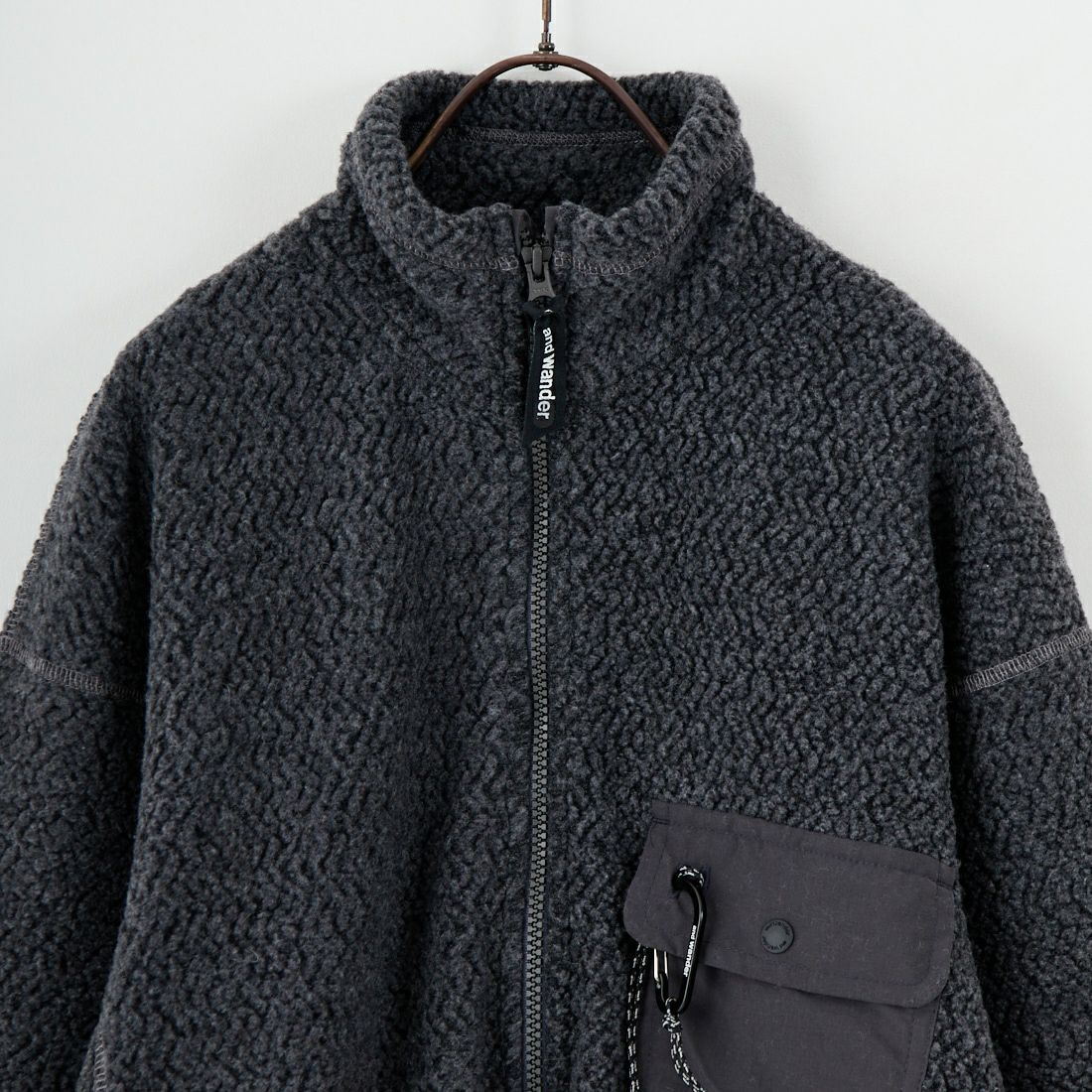 and wander [アンドワンダー] リウールジャガード スタンドジップジャケット [5745281061] CHARCOAL