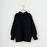 09 BLACK