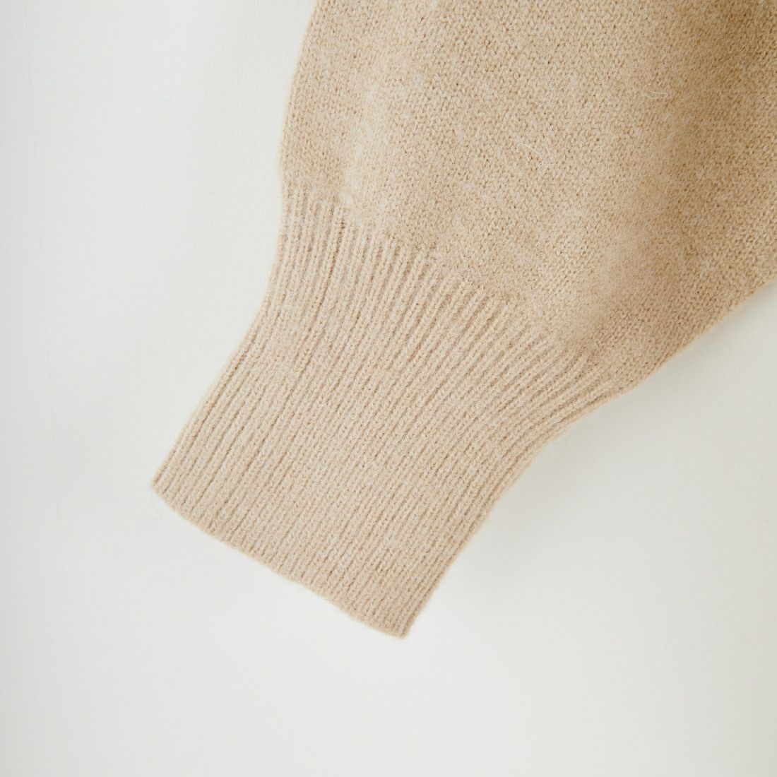 nenom [ネノム] レイヤードデザイン Vネックニット [NE25131039] 22 BEIGE