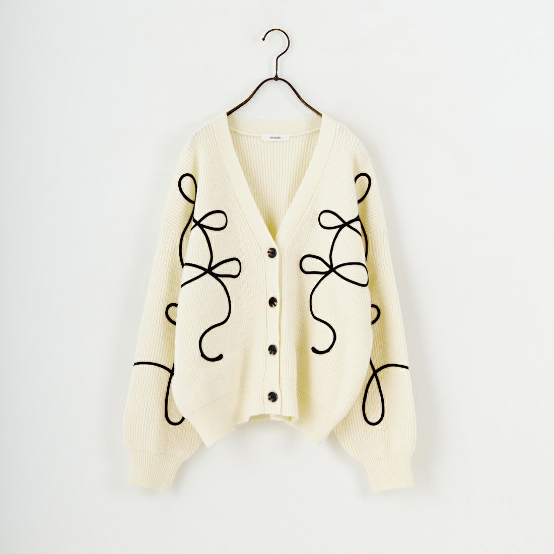 nenom [ネノム] コード刺繍 Vネックニットカーディガン [NE25131038] 02 OFF