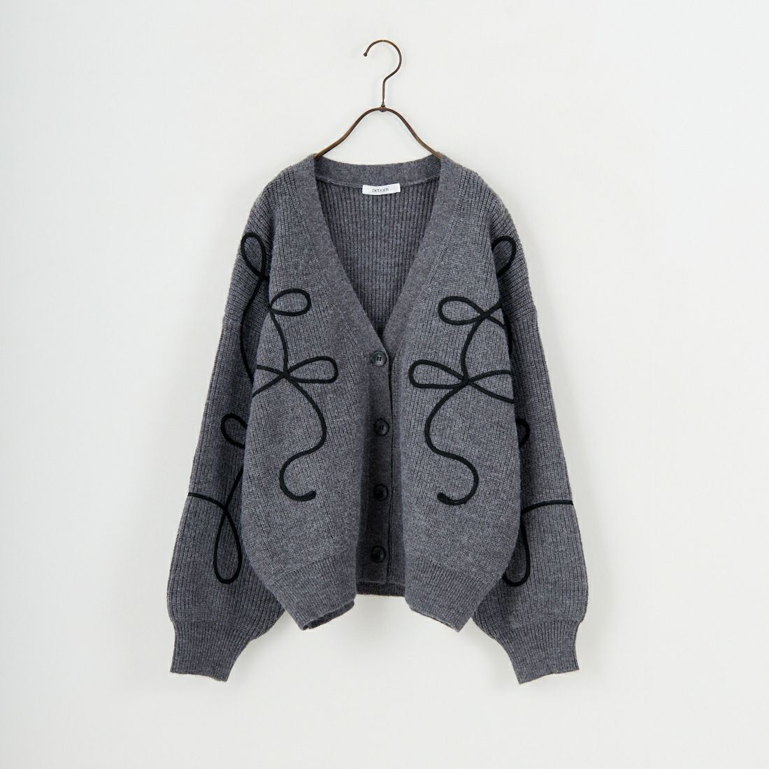 nenom [ネノム] コード刺繍 Vネックニットカーディガン [NE25131038] 08 CHARCOA