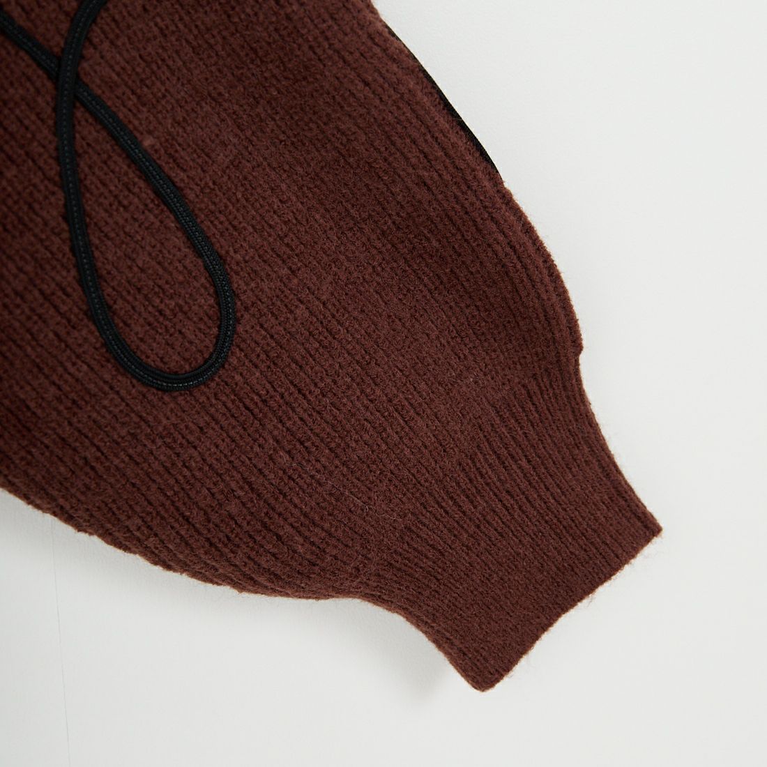 nenom [ネノム] コード刺繍 Vネックニットカーディガン [NE25131038] 28 BROWN